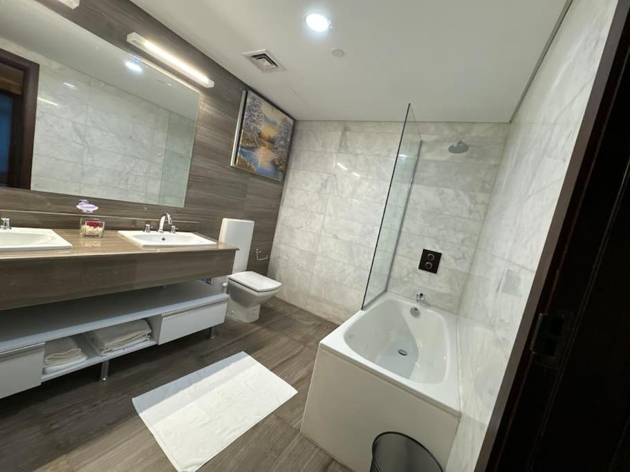 3 Bedrooms - Nile View With Delicious Breakfast Cairo